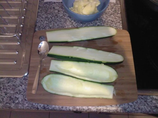 Zucchini- Schiffchen - Rezept - Bild Nr. 2