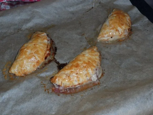 Abendessen/Vorspeise: Blätterteigtaschen mit Birnen-Cranberry-Füllung und Gorgonzola - Rezept - Bild Nr. 16