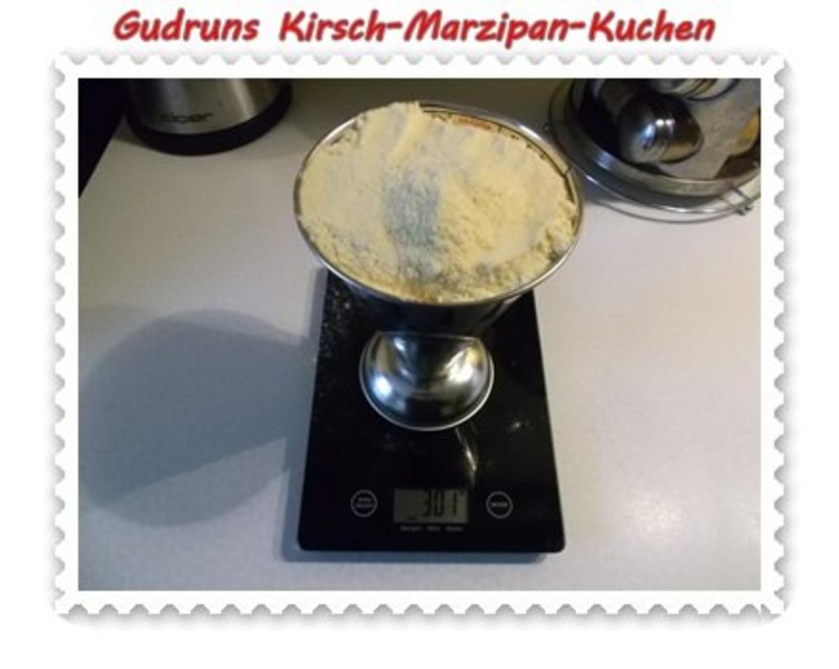 Kuchen: Kirsch-Marzipan-Kuchen - Rezept - Bild Nr. 4