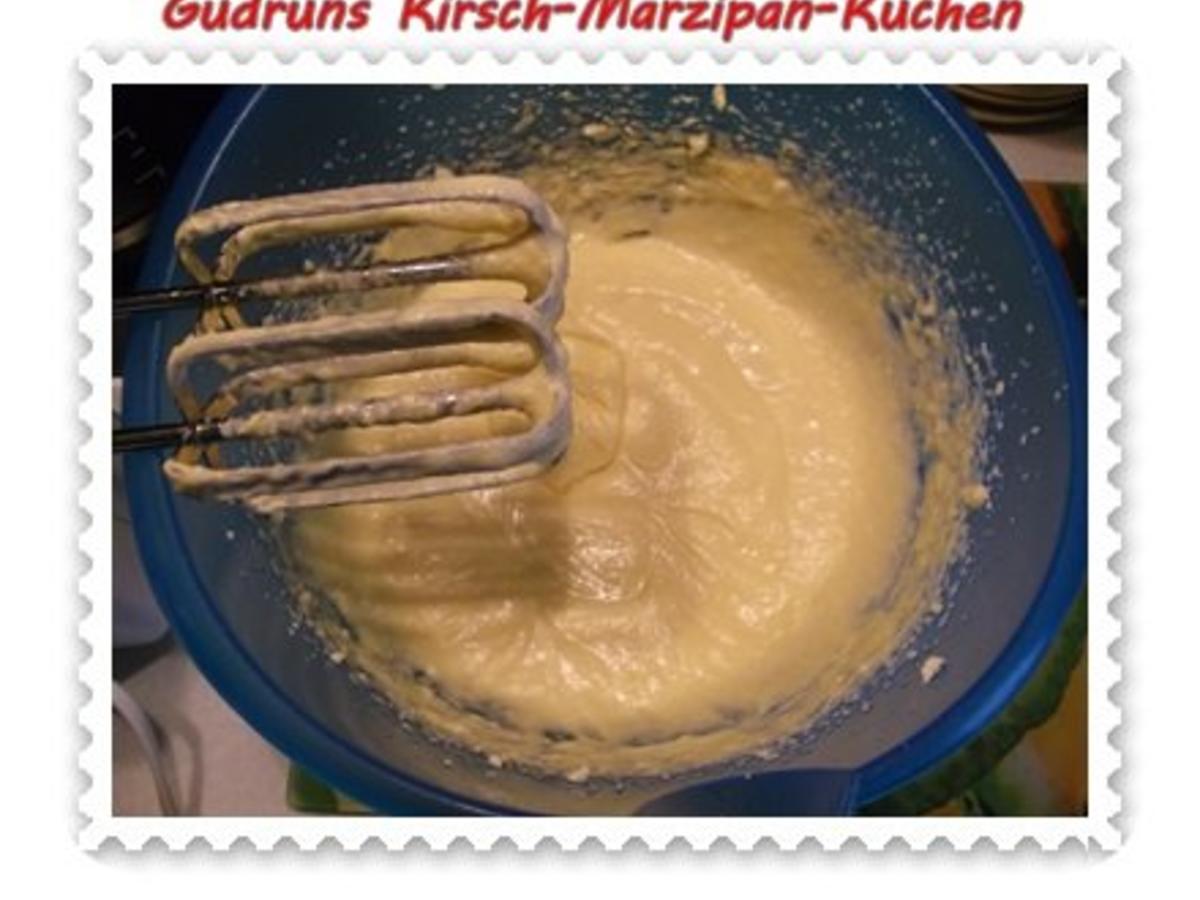 Kuchen: Kirsch Marzipan Kuchen - einfach - von Publicity