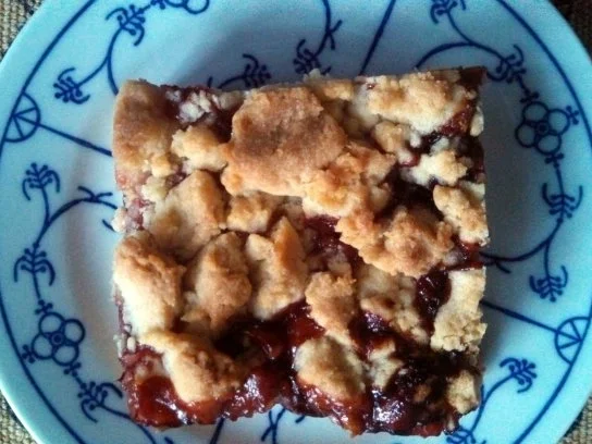 Rezept: Cherry Cake Crumble Bild Nr. 2 Cherry Cake Crumble - Rezept - Bild Nr. 2