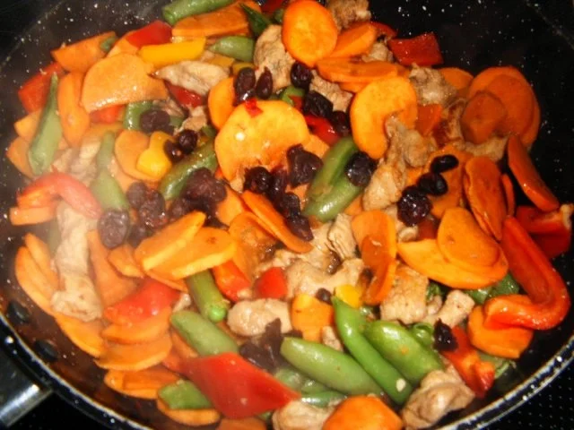 Rezept: Hähnchen-Süßkartoffel-Pfanne Bild Nr. 8 Hähnchen-Süßkartoffel-Pfanne - Rezept - Bild Nr. 8