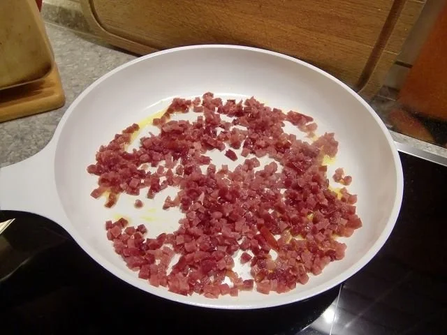 Pizza mit Lauch und Schinkenwürfel - Rezept - Bild Nr. 9