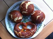 Laugenbrötchen - Rezept