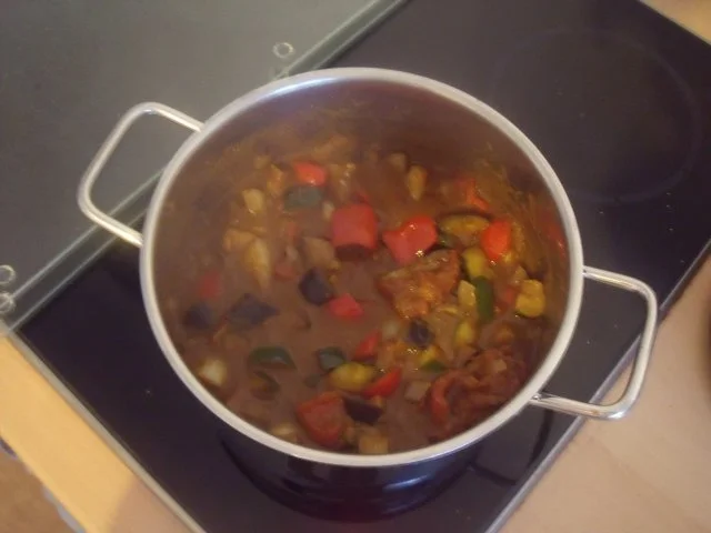 Rezept: Indischer Eintopf mit Kartoffelküchlein Bild Nr. 5 Indischer Eintopf mit Kartoffelküchlein - Rezept - Bild Nr. 5