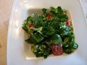 Rezept: Feldsalat zu panierten Kalbskoteletts Feldsalat zu panierten Kalbskoteletts - Rezept