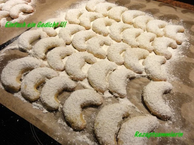 Plätzchen: Wiener Vanillekipferl - Rezept - Bild Nr. 2