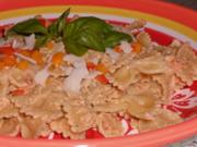 Pastaküche: Farfalle mit Ziegenkäse-Pistazien-Pesto - Rezept