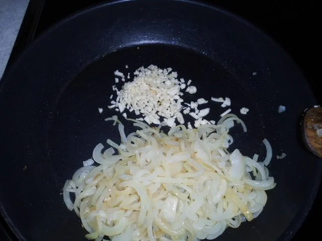 Rezept: Dicke Bohnen mit Tomaten und Zwiebeln Bild Nr. 10 Dicke Bohnen mit Tomaten und Zwiebeln - Rezept - Bild Nr. 10