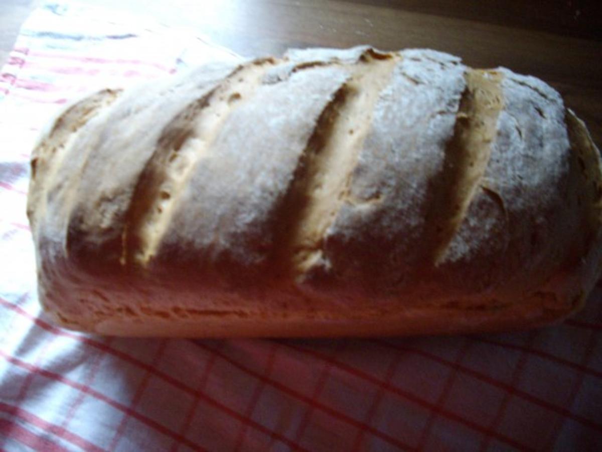 Bilder für helles weizenbrot bei uns heisst es sonntagsstuten - Rezept