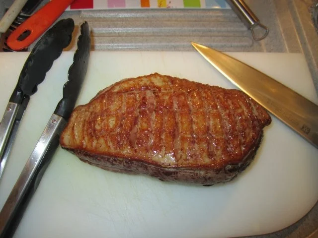 Gebratene Barbarieentenbrust auf Rotwein-Granatapfelbutter - Rezept - Bild Nr. 5