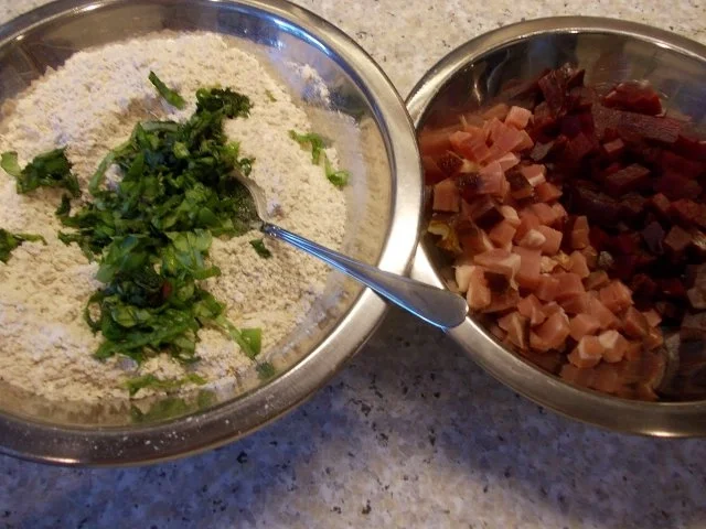 Rezept: Herzhafte Rote-Bete-Muffins Bild Nr. 3 Herzhafte Rote-Bete-Muffins - Rezept - Bild Nr. 3