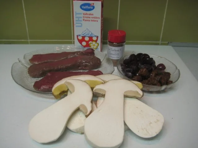 Rezept: Rehschnitzel Schaffhauser Art Bild Nr. 3 Rehschnitzel Schaffhauser Art - Rezept - Bild Nr. 3