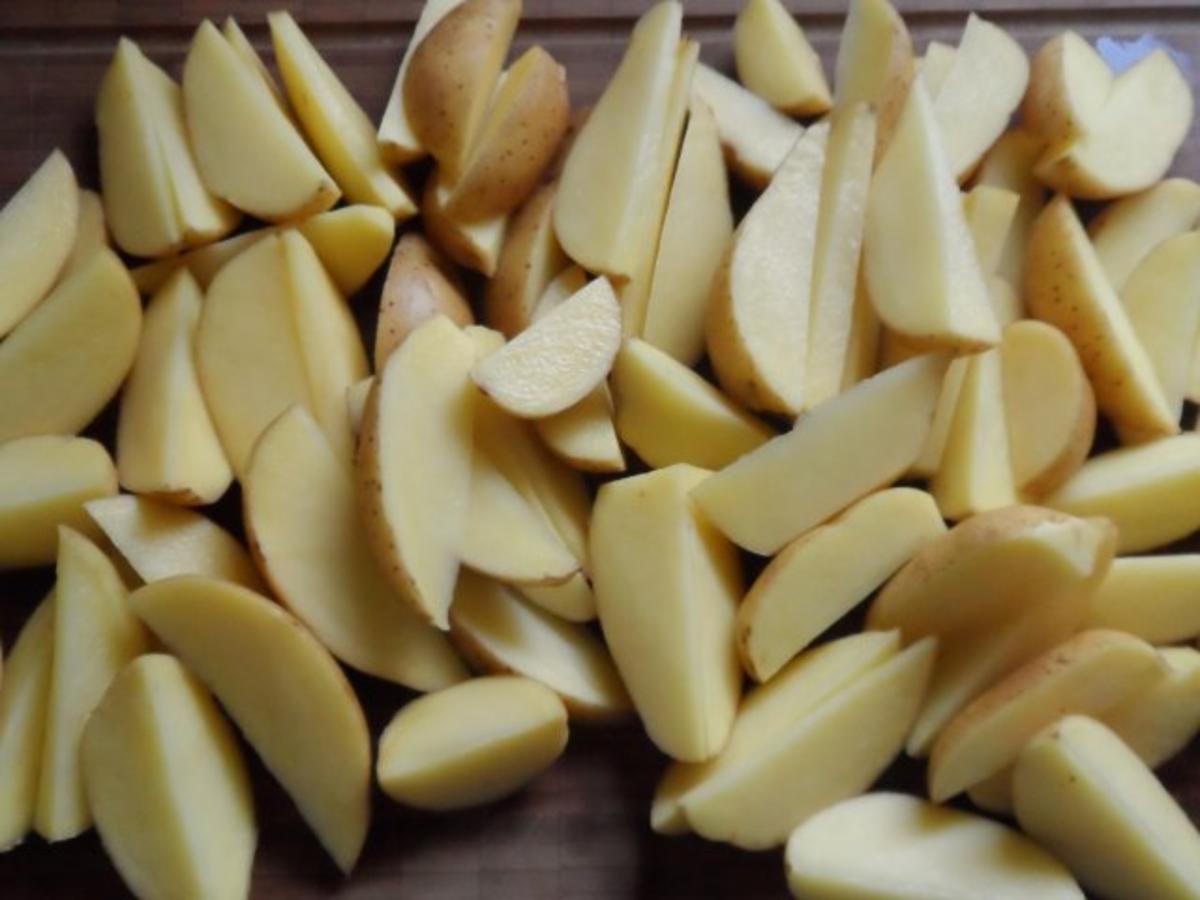 Snack/Beilage: Pikante Pecorino-Kartoffelecken - Rezept - Bild Nr. 2