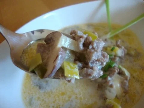 Rezept: Hack - Käse Süppchen mit Nuss Croûtons Bild Nr. 13 Hack - Käse Süppchen mit Nuss Croûtons - Rezept - Bild Nr. 13