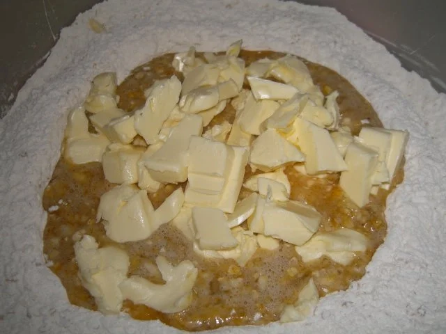 Christstollen mit Marzipanfüllung - Rezept - Bild Nr. 8