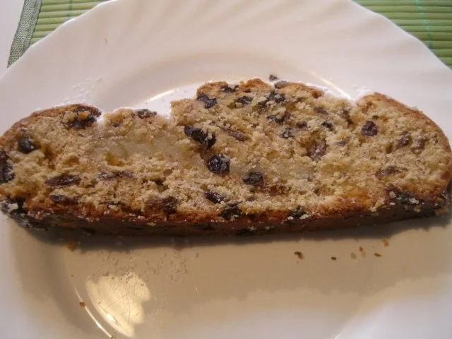 Christstollen mit Marzipanfüllung - Rezept