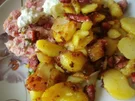Bratkartoffeln mit Tzaziki-Remouladensoße - Rezept