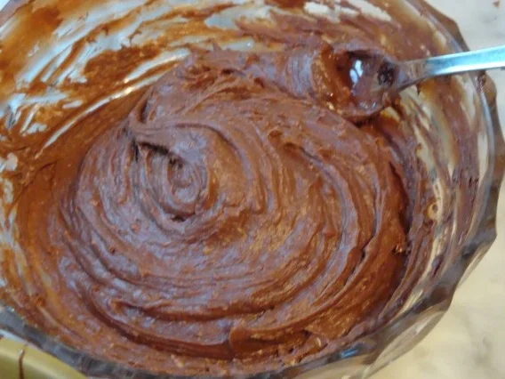 Rezept: Pralinen Trüffeln: Edler Himbeergeist in Nuss Bild Nr. 3 Pralinen Trüffeln: Edler Himbeergeist in Nuss - Rezept - Bild Nr. 3