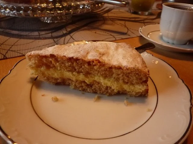 Kuchen: Zitronenkuchen gefüllt - Rezept