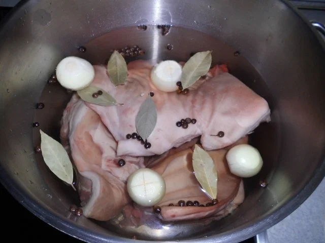 eigen gefertigte Schweinskopfsülze - Rezept - Bild Nr. 3