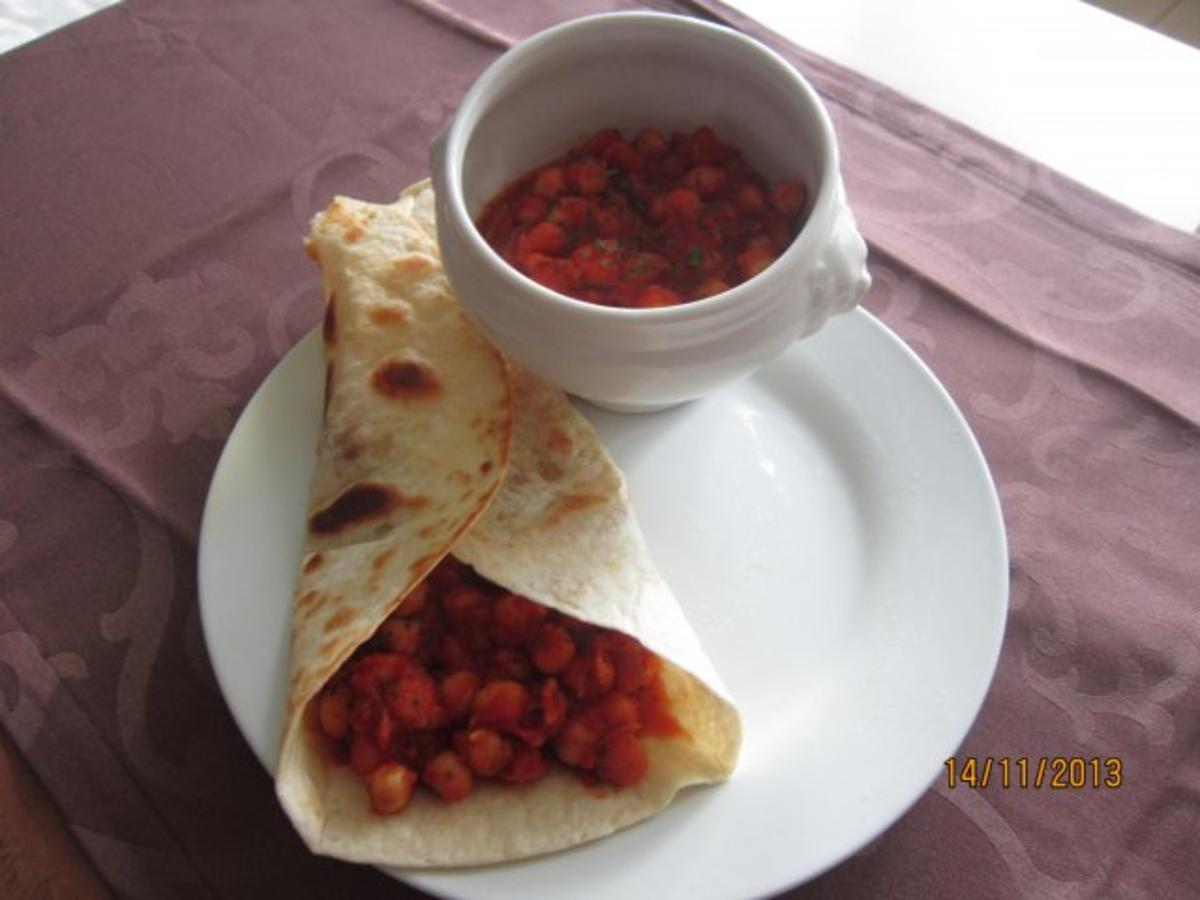 Kichererbsen-Curry gefüllt in Tortilla-Warps - Rezept