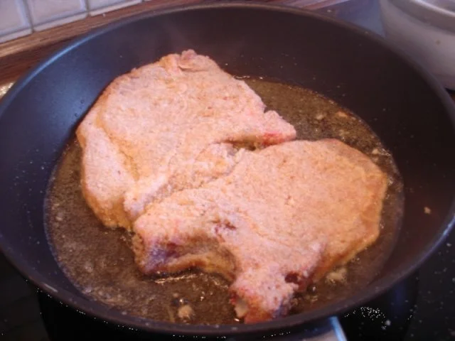 Rezept: Stielkotelett mit Rosenkohl und Kartoffelgratin Bild Nr. 5 Stielkotelett mit Rosenkohl und Kartoffelgratin - Rezept - Bild Nr. 5