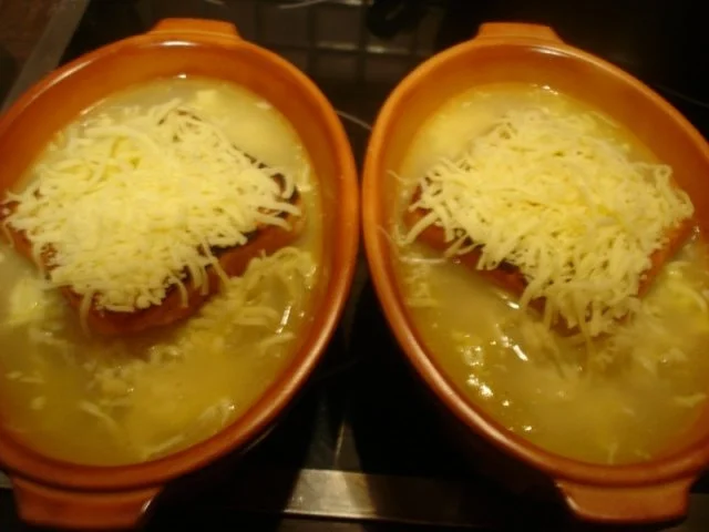 Zwiebelsuppe - Rezept - Bild Nr. 7