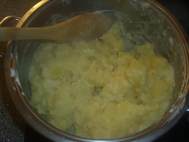 Rezept: Kohlrabigemüse mit Bratwurst und Kapü Bild Nr. 7 Kohlrabigemüse mit Bratwurst und Kapü - Rezept - Bild Nr. 7