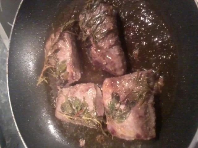 zarte Lammsteaks mit feiner Salatgarnitur - Rezept - Bild Nr. 5