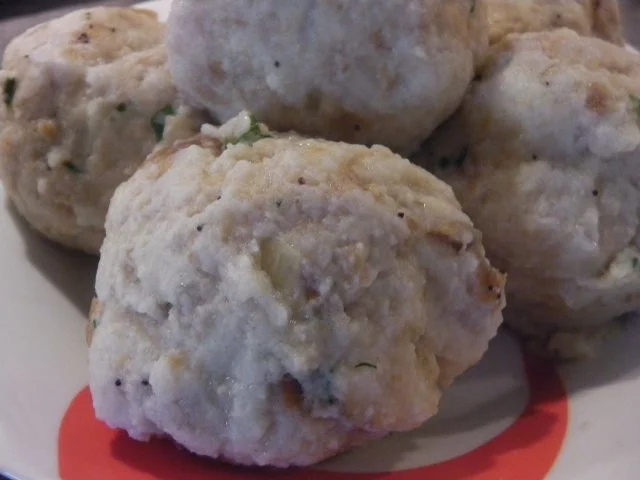 Sonntagskoteletts mit Semmelknödel und warmen Krautsalat - Rezept - Bild Nr. 11