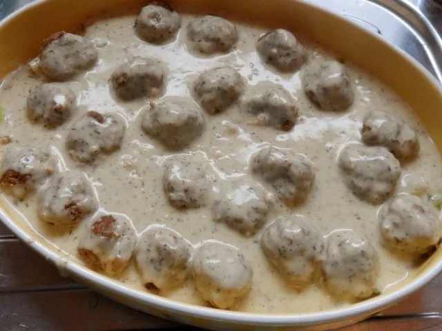 Aufläufe: Cremiger Schwarzwurzel-Kohlrabi-Auflauf mit Dill-Hackbällchen - Rezept - Bild Nr. 13