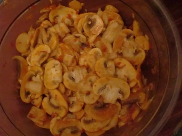 Champignonsalat mit Ajvar - Rezept - Bild Nr. 3