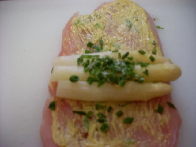 Puten-Spargel-Roulade - Rezept - Bild Nr. 5