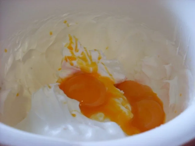 Rezept: Joghurt-Zitronen-Kuchen Bild Nr. 5 Joghurt-Zitronen-Kuchen - Rezept - Bild Nr. 5