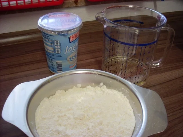 Rezept: Joghurt-Zitronen-Kuchen Bild Nr. 8 Joghurt-Zitronen-Kuchen - Rezept - Bild Nr. 8