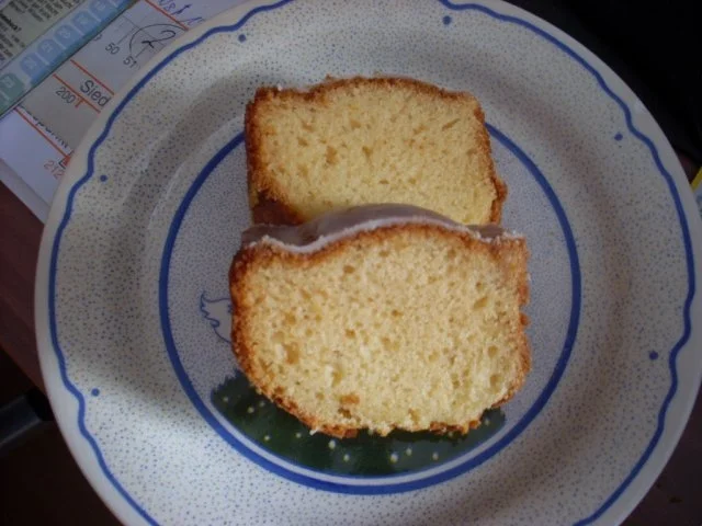 Rezept: Joghurt-Zitronen-Kuchen Bild Nr. 2 Joghurt-Zitronen-Kuchen - Rezept - Bild Nr. 2