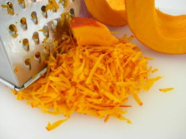 Lachsforelle im Wirsingmantel mit Kürbis-Ingwerpüree und Limettensauce - Rezept - Bild Nr. 9