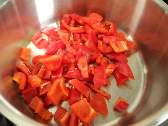 Vegan : Paprikagulasch mit Broccoli - Pasta - Rezept - Bild Nr. 6