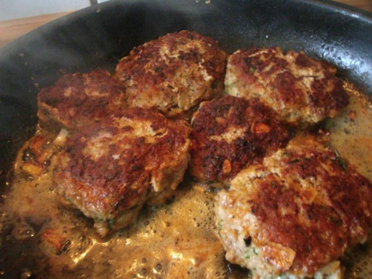 Bratklops mit Porreegemüse - einfach - 19 kcal/100g