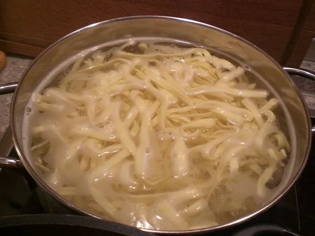 Rezept: Hack-Nudel-Nester à la Heiko Bild Nr. 9 Hack-Nudel-Nester à la Heiko - Rezept - Bild Nr. 9