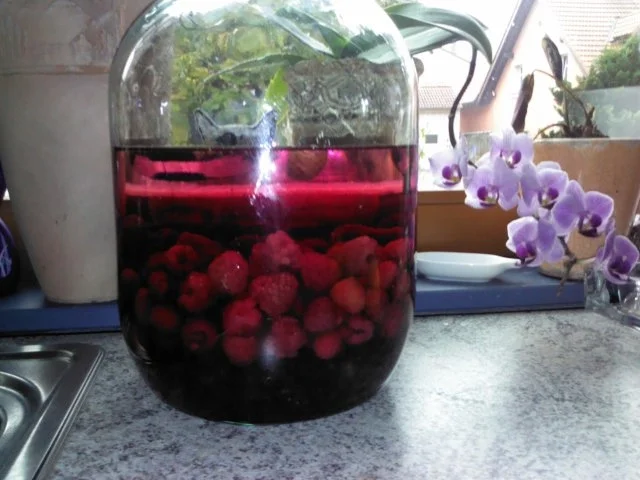 Himbeer-Vanille-Razz Likör - Rezept