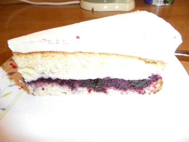 Rezept: Milka-Heidelbeer-Torte Milka-Heidelbeer-Torte - Rezept