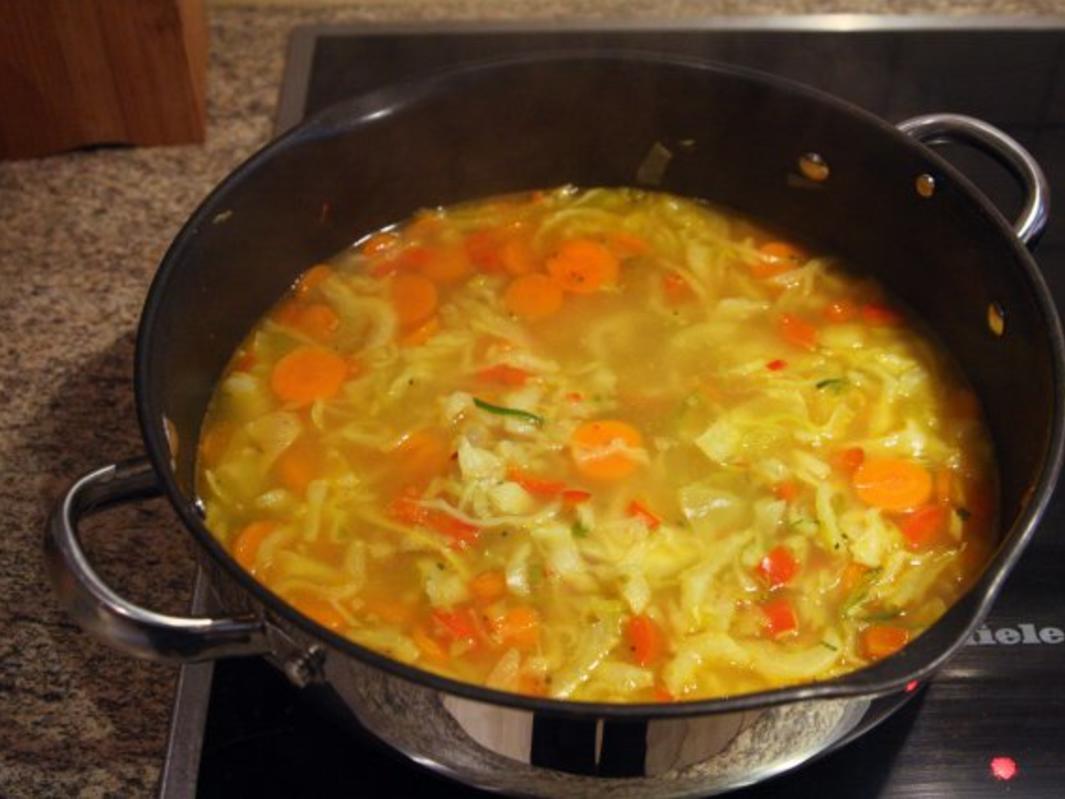 Krauteintopf ~ vegetarisch, asiatisch angehaucht ~ - schnell &amp; einfach ...
