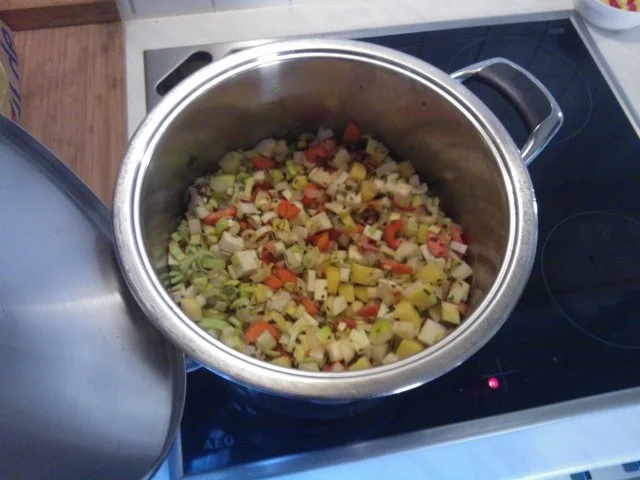 Rezept: Gemüseeintopf mit Speck Bild Nr. 6 Gemüseeintopf mit Speck - Rezept - Bild Nr. 6