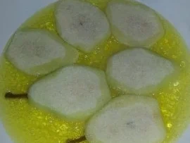 Birnen im Knuspamantel mit Eis - Rezept - Bild Nr. 4