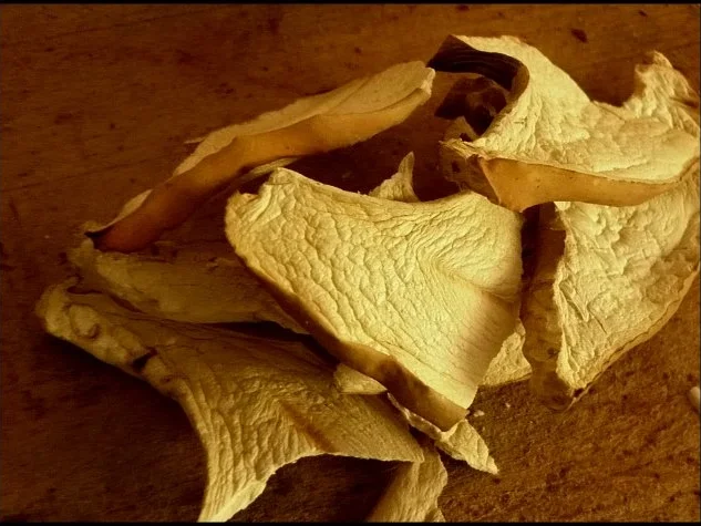 Hokkaido und Kartoffeln gebacken ...mit scharfer Kürbissoße - Rezept - Bild Nr. 5