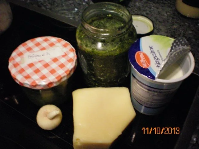 Pasta: Spaghetti  mit Pesto und Käse - Rezept - Bild Nr. 2