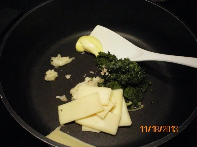 Pasta: Spaghetti  mit Pesto und Käse - Rezept - Bild Nr. 3