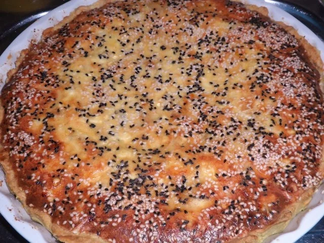 Feta-Trauben-Tarte mit Schwarzkümmel und karamellisierten Zwiebeln - Rezept - Bild Nr. 15